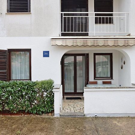 Apartments With A Parking Space Vantacici, Krk - 18476 Malinska Exterior photo